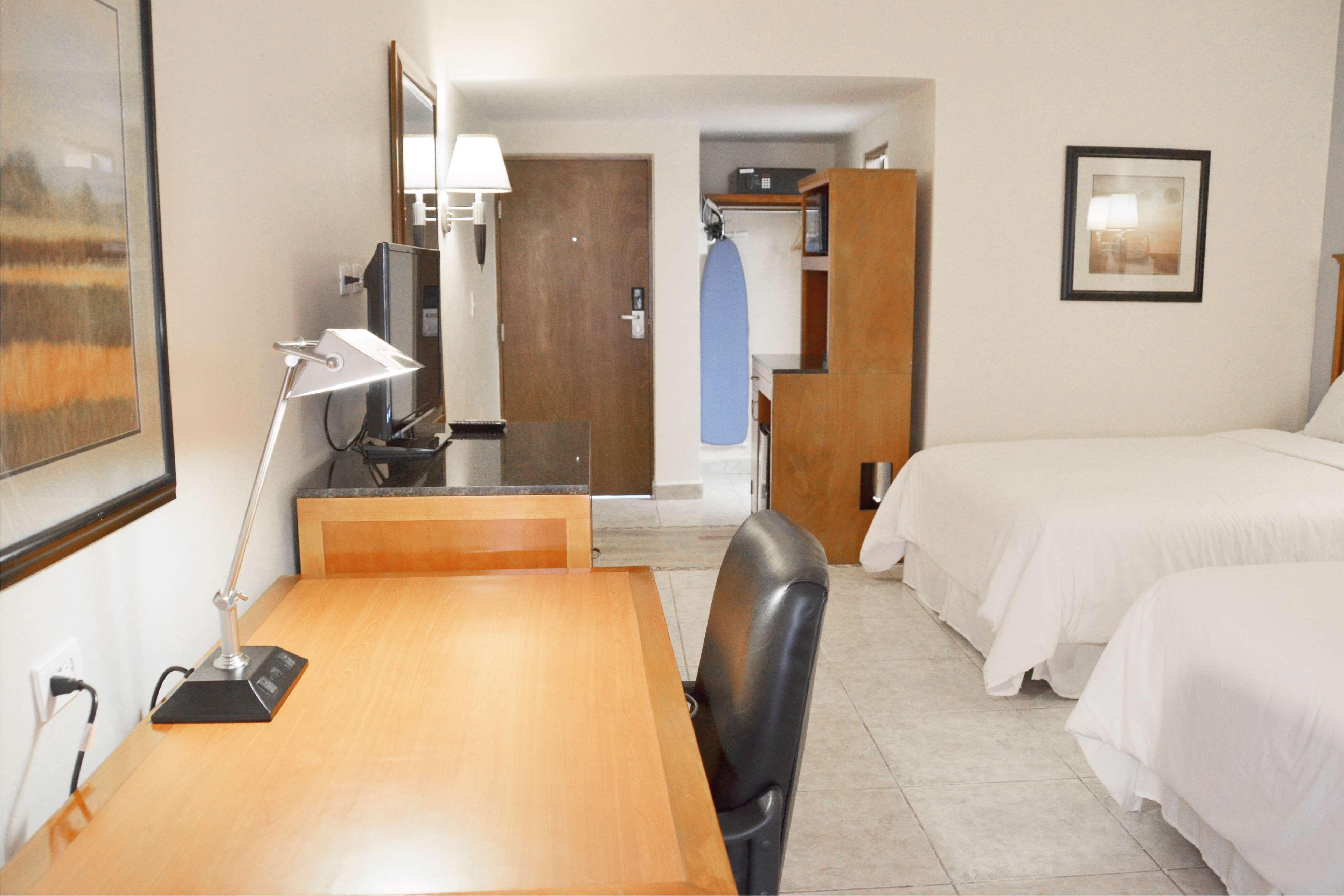 Days Inn By Wyndham Piedras Negras Luaran gambar